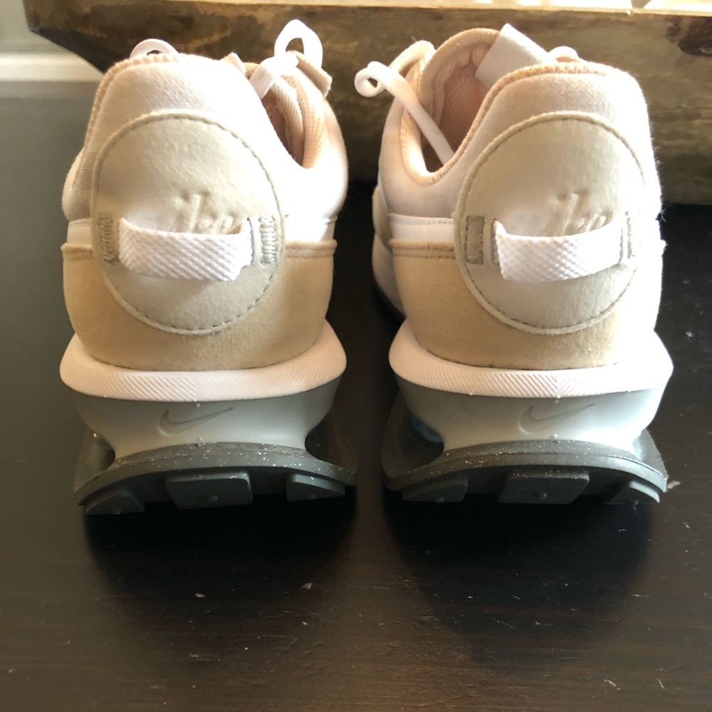 Nike Air Pre Day Size 8 - Picture 4 of 5